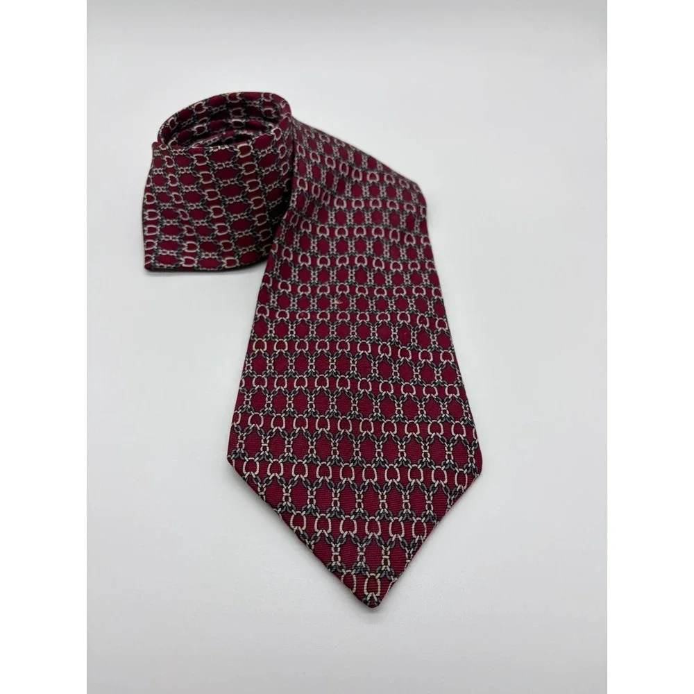 Saks Fifth Avenue Designer USA Tie, Handmade Red Geometric Chain Link 100% Silk